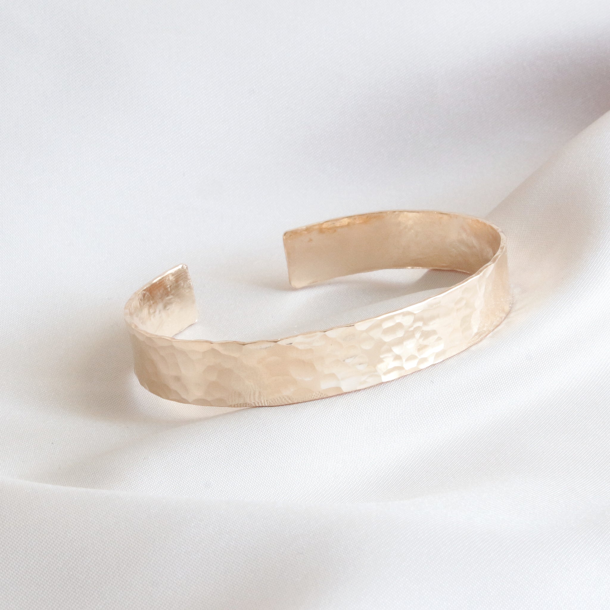 IMG_7816-gfbangle_2048x.jpg?v=