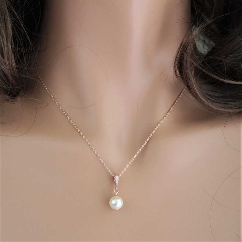 Single Freshwater Pearl Necklace with Diamond Accent